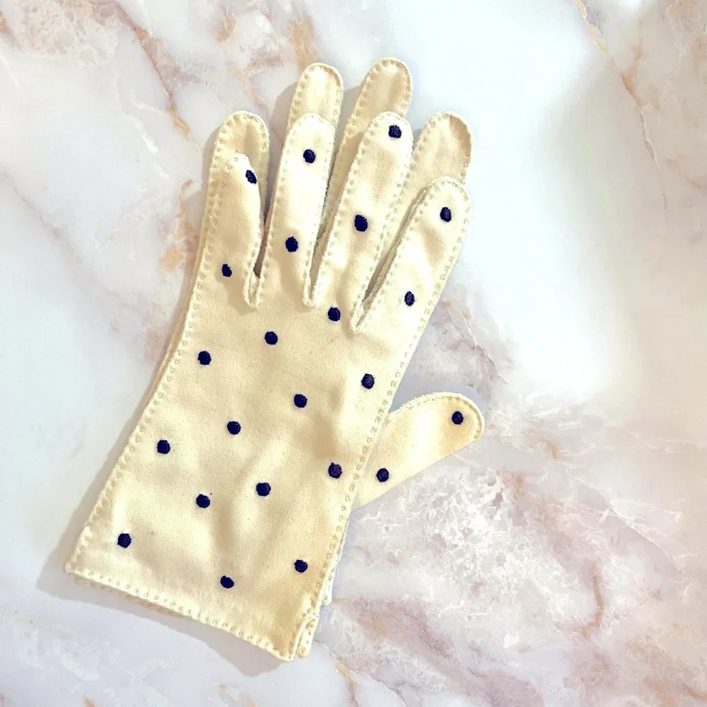 Vintage polka dot gloves, Elvette by Dawnelle